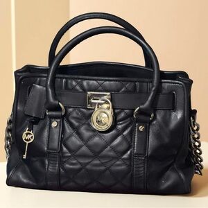 MICHAEL KORS HAMILTON BLACK QUILTED LEATHER GOLD LOCK&KEY SATCHEL BAG